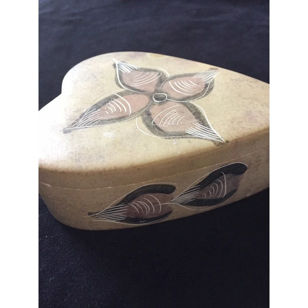 Vintage Heart Shaped Hand Carved‎ Soapstone Trinket/Jewelry Box-Valentines Gift